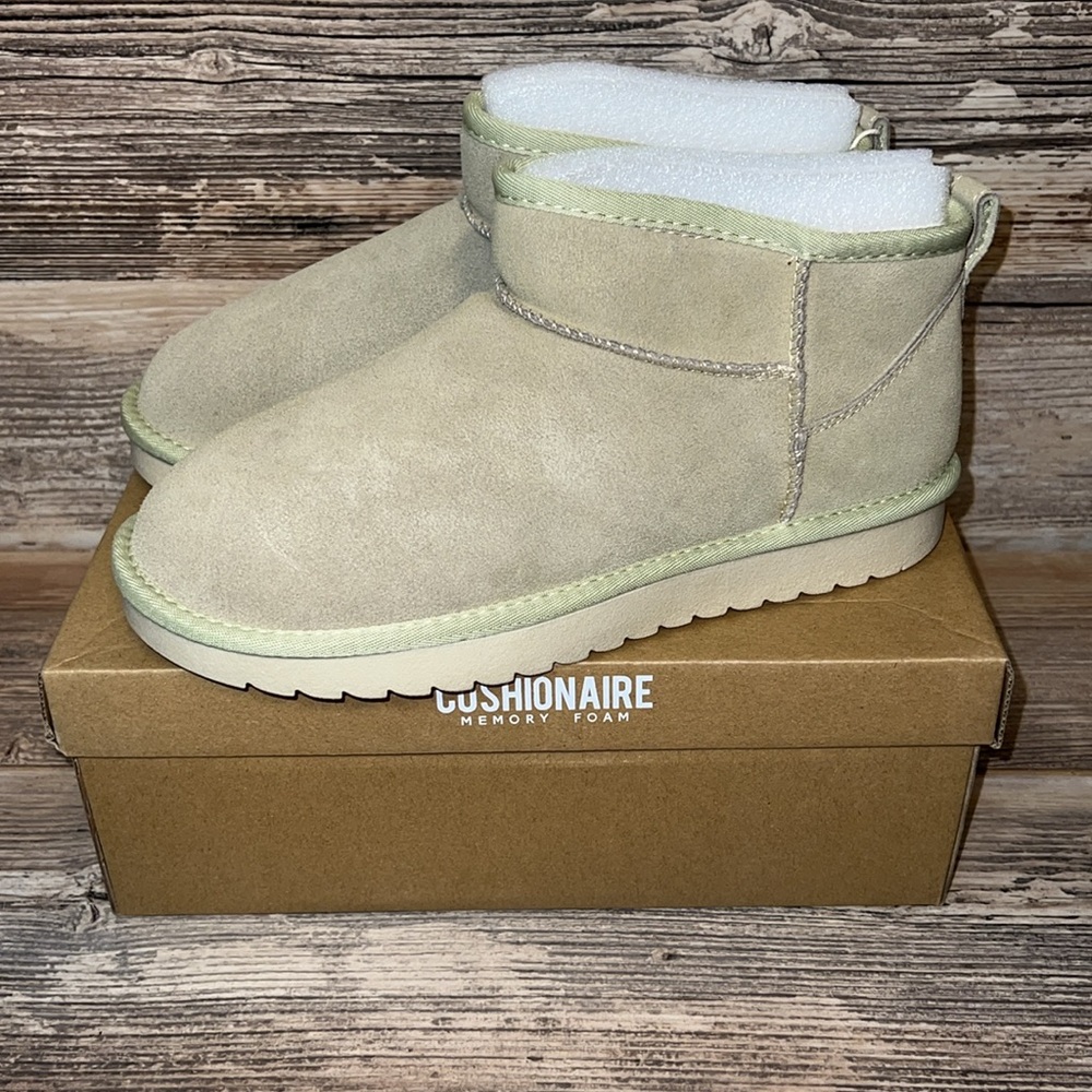 CUSHIONAIRE Women's Hip Genuine Suede Ankle Fur Lined Boots in Khaki New